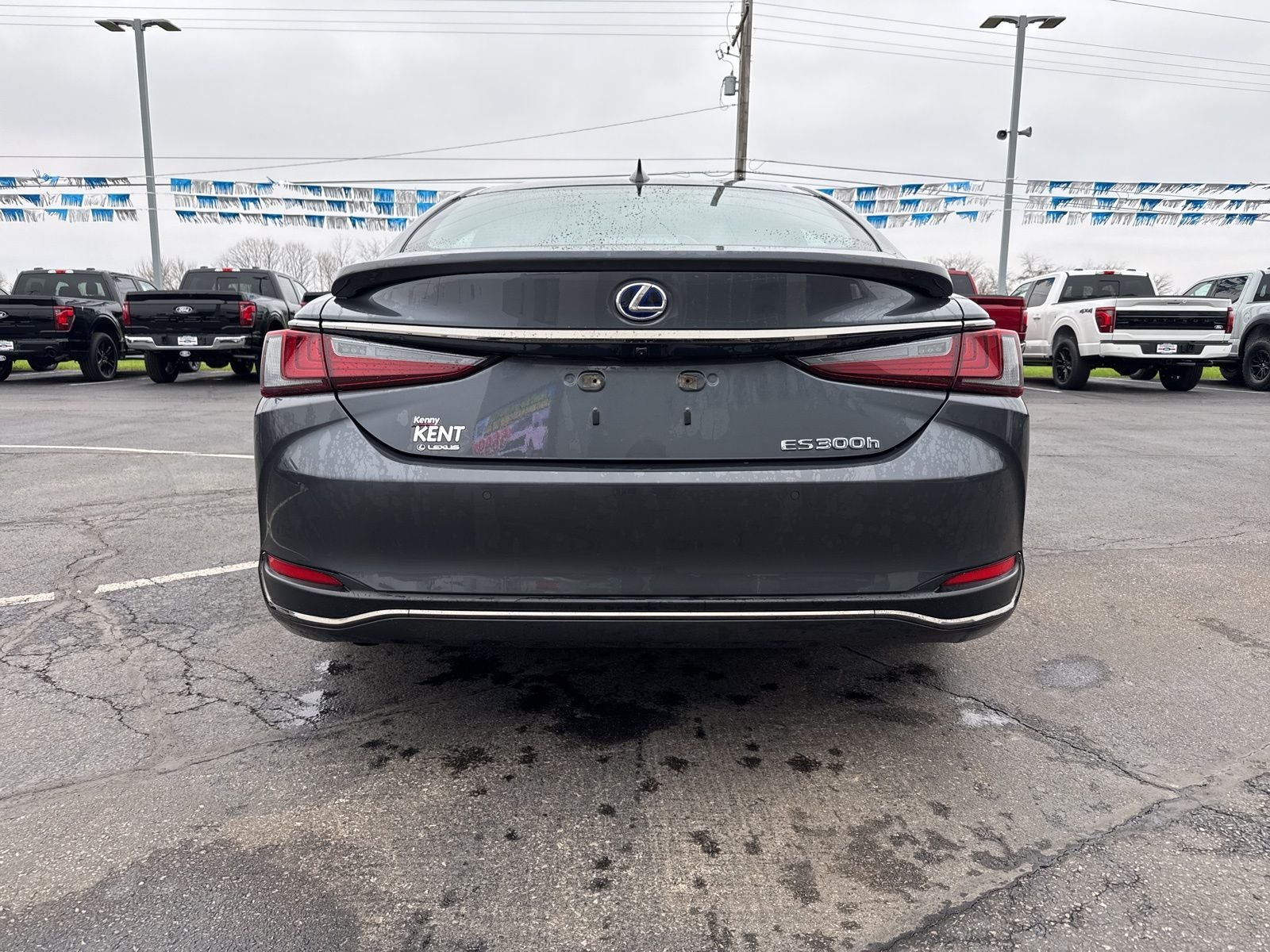 2022 Lexus ES ES 300h F SPORT