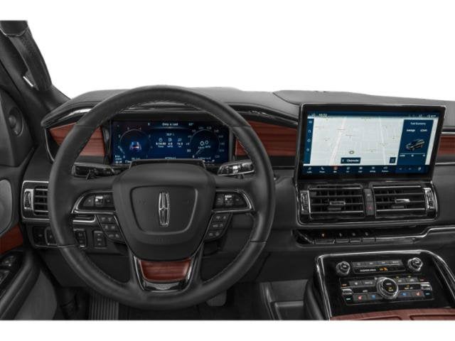 2023 Lincoln Navigator Standard