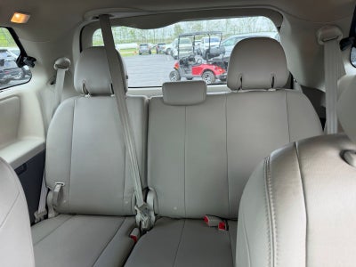 2015 Toyota Sienna XLE 7 Passenger