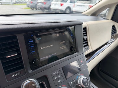 2015 Toyota Sienna XLE 7 Passenger