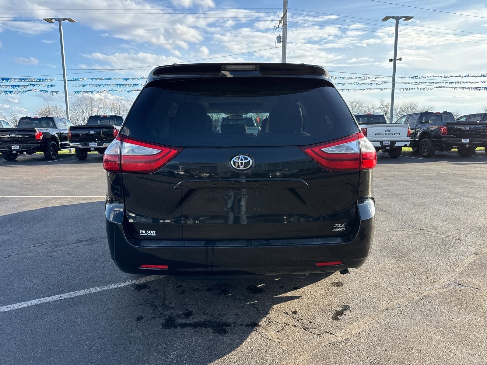 2015 Toyota Sienna XLE