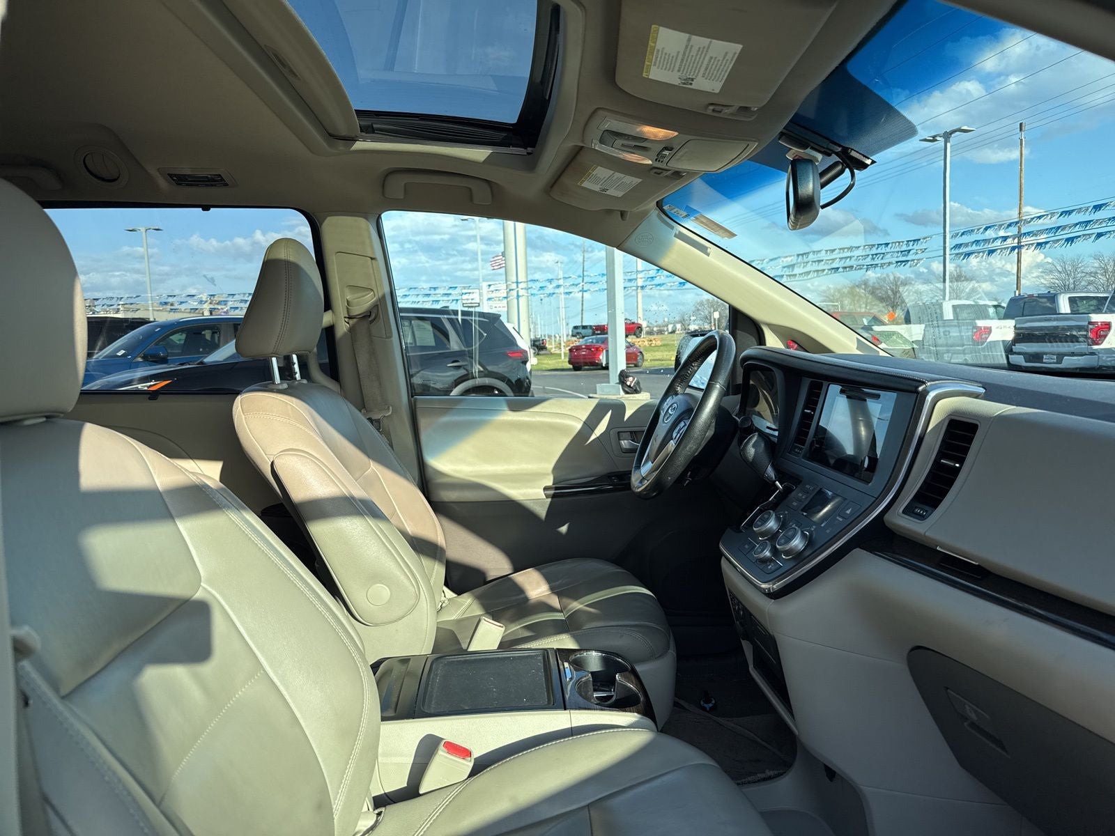 2015 Toyota Sienna XLE