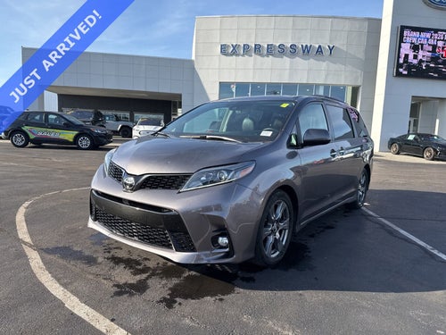 2018 Toyota Sienna SE