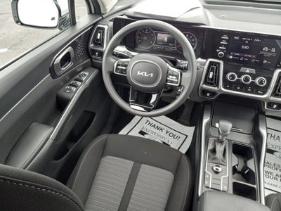 2023 Kia Sorento LX