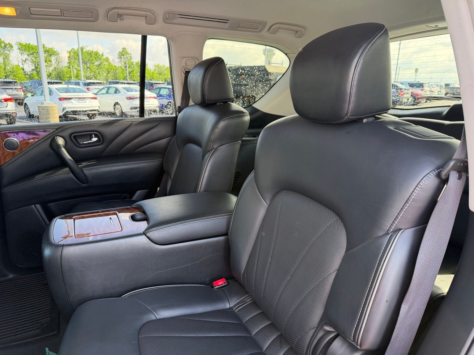 2017 INFINITI QX80 Base