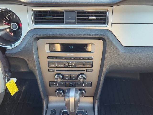 2014 Ford Mustang V6