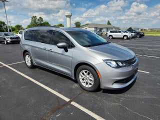 2021 Chrysler Voyager LXI