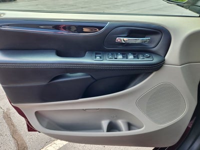2020 Dodge Grand Caravan SXT