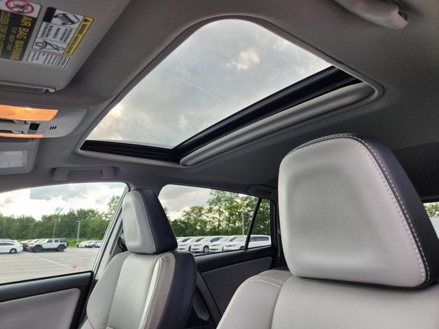 2017 Toyota RAV4 Platinum