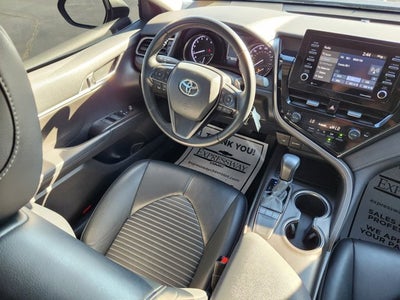 2022 Toyota Camry SE