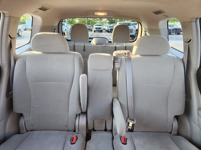 2010 Toyota Highlander Base